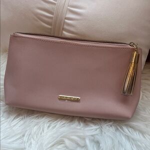 NWOT $150+ Mystery Stuffed Michael Kors blush Pink makeup Clutch bag